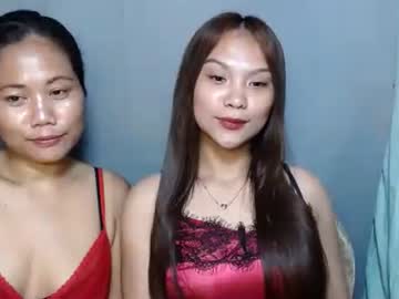 Skinny Asian cam girl Ur_prettymitch live in HD