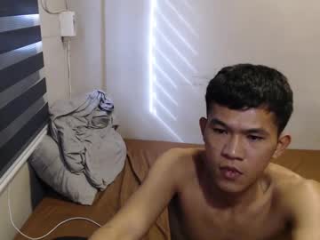 Skinny Asian cam girl Ureasianlex live in HD