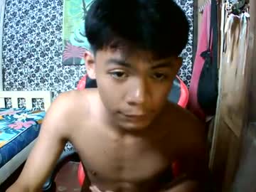 Recommended: urhotpinoy_izaac