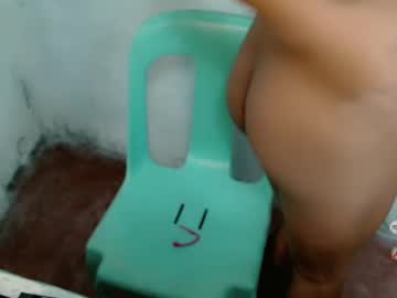 Hairy cam model Urtenscum live now