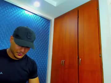 Live gay cam model Valentin_devine21 yrs streaming now in HD
