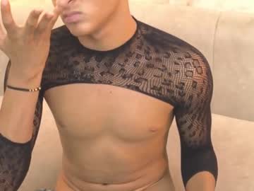 Valentino_thompson big cock cam stud streaming live