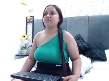 Valeriaa_sweett • curvy • Colombia • public