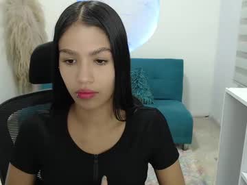 Valery_duarte, 18 years old, doggy and twerk [169 tokens left] #18 #squirt #teen #skinny #petite, webcam photo