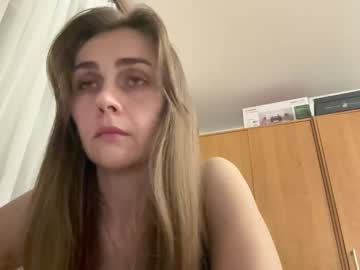 Vampymary, 35 years old, Hi Goal: Shake my ass [30 tokens remaining] #new #feet #findom #skinny #natural, webcam photo