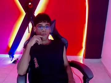 Venexxxia_sein big cock cam stud 18 yrs streaming live