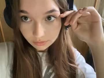 Vergiezaic, 18 years old, 1Day*Goal: wanna see my cute feet hehe?  #teen #18 #young #cute #new [0 tokens remaining], webcam photo