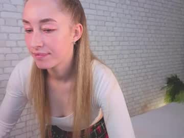 Veridianvelvet, 19 years old, Show your sexy legs ^^ Hi! It's my first day! Be gentle! #new #shy #teen #natural #18 [26 tokens remaining], webcam photo