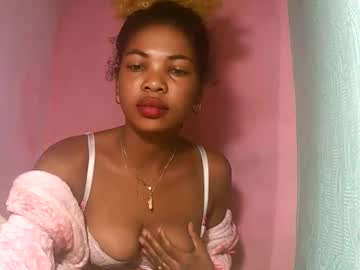 Hairy cam model Vernelaa live now
