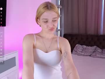 Live cam boy Veronicaa_pan, 18 yrs – Hot Male Cams