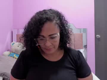 Live Milf Vicka29 - Hot Milf Cams
