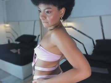 Victoria_latorre, GOAL: SEXY DANCE [57 tokens remaining] I'M NEW HERE ? HAPPY WEDNESDAY ? COME AND LET'S ENJOY TOGETHER #ebony #latina #natural #lovense #new, webcam photo
