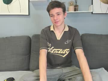Viego_pattel, 18 years old, Public cum show [1785 tokens left] #18 #young #lovense #twink #uncut, webcam photo