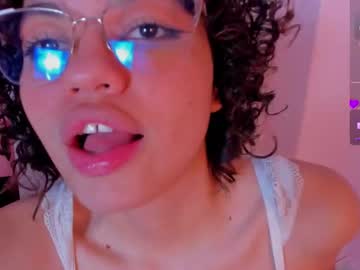 Violet_cortez, 20 years old, control machineeee x1 minuts #fuckmachine #split #messy #18 #deepthroat [3 tokens remaining], webcam photo