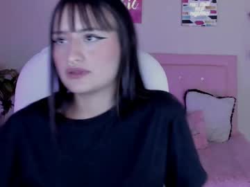 violet_vixen18 - Live EU Performer