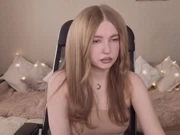 Violettaotis, 22 years old, Make me moan #lush on. #lovense #c2c #ahegao #young, webcam photo