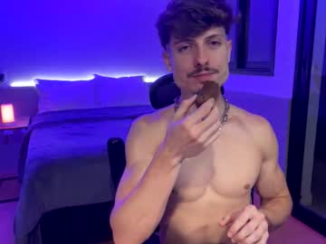 Vitoraugustoxxx, Current Goal: oil chest and abs at 100 tokens -- ?lets vibe until I cum | #ass #latino #muscle #18 #young [36 tokens to goal], webcam photo