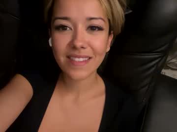 viviennevirelle - Live EU Performer
