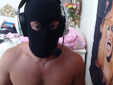 Muscle cam star Vncint, 26 yrs