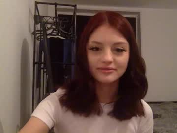 Vondalorensen, 18 years old, Umm, hi, its first day:) Goal - I feel a bit shy… but I want to try my first soft dance for you!  #new #shy #teen #young #natural [0 tokens remaining], webcam photo