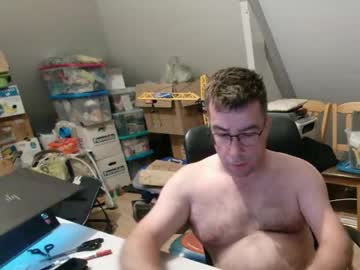 Wammes85 • pvt40y • behind my cam • public