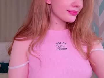Whisperingembers, 18 years old, Send me kiss^^ | Its my third day! #new #lovense #18 #teen #bigass [7 tokens remaining], webcam photo
