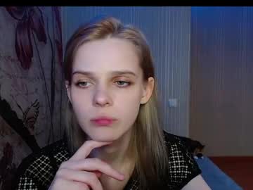 wicky_hey - Live Nude Girls - Chaturbate Cams
