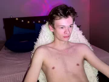 Live cam boy Wild_boar_, 18 yrs – Hot Male Cams