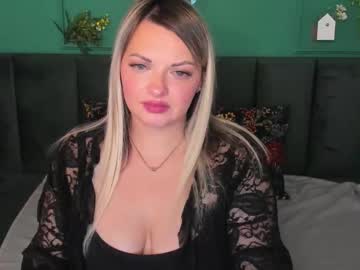 Wilmasanders, Goal reached! Thanks to all tippers! Will u be my guide in this world of pleasure? #new #shy #blonde #bbw #bigass, webcam photo