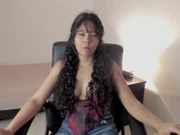Hairy cam model Winibeth_, 24 yrs live now
