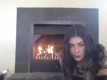 Wolfqueen_, 30 years old, New and Bored - Entertain me while Fiance is working #new #shy #brunette #sexy, webcam photo