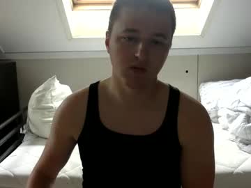 Live gay cam model Xander_999923 yrs streaming now in HD