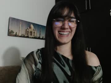 Feet Cams Live model Yani_28, age 99 streaming Foot Fetish VR