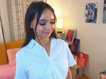 Yet_wet, 18 years old, GOAL:  Take off my shirt and give my breasts a light massage.   #New #18 #teen #shy #young [28 tokens remaining], webcam photo