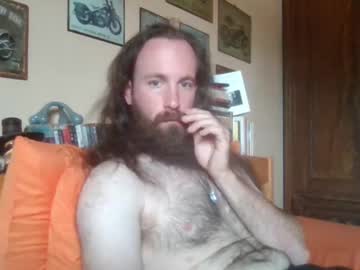 Hairy cam model yeti_92 (hairy, bearded, beard, straight, longhair) streaming live in HD
