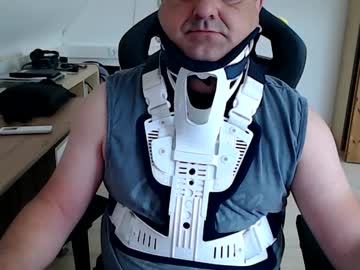 BDSM Master Yoschi1976 46 yrs live domination webcam