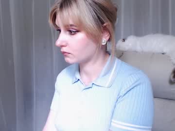 Hairy cam model Your_freya live now