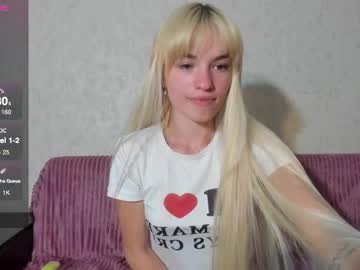 Feet Cams Live model Yourcutegirlmila, age 20 streaming Foot Fetish VR