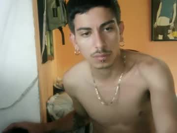 Hairy cam model Yourgodzeus, 25 yrs live now