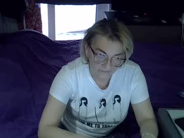 Live Milf Yummy_peach_ - Hot Milf Cams