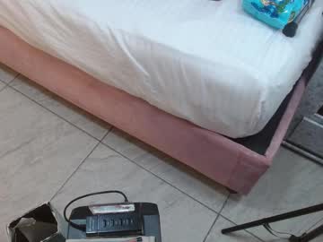 Live Milf Yuselfi_ross_, 43 yrs - Hot Milf Cams