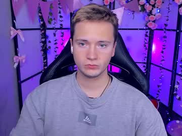Zackhandsome, GOAL: GET NAKED [205 tokens remaining] Check my bio! #cum #new #18 #bigcock #cute, webcam photo