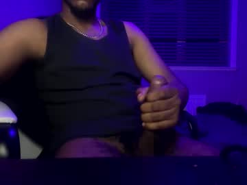 Zaddy250 big cock cam stud streaming live