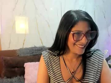 Zamanthaa__, GOAL: Sexy Dance [35 tokens remaining] Welcome to my room! #mature #milf #feet #smalltits #new, webcam photo