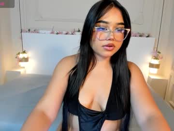 Zararose1, 18 years old, Masturbation [84 tokens left] OMG My First Lucky Day ? #new #curvy #bigass #teen #squirt, webcam photo