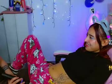 Zelda_kuro, 20 years old, GOAL: hot Kiss [97 tokens remaining] Come have fun with this hot couple ??? #new #couple #latina #18 #lovense, webcam photo