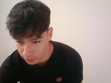 Live cam boy Zeus_183, 20 yrs – Hot Male Cams