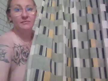Live Milf Zilla831, 35 yrs - Hot Milf Cams
