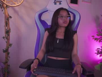 Zoe_skyler, 18 years old, GOAL: ?Bounce tits [37 tokens remaining] Welcome to my room!?? #new ? #18 ? #skinny ? #petite ? #feet ? #cute, webcam photo