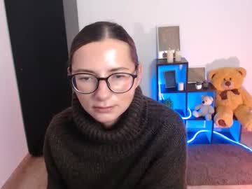 Zoe_sweet55, Zoe_sweet55's room #18 #new #legs #newmodel #shy, webcam photo